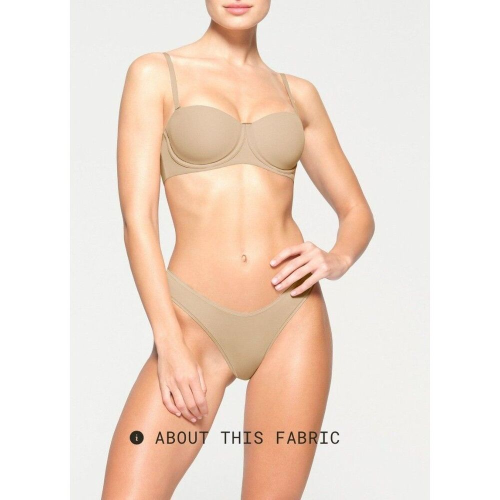 Skims Strapless/convertible/traditional t-shirt bra - Picture 3 of 8